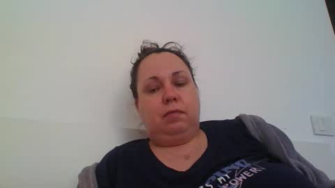 Snapshot of carlaruth chatting on October 31, 5:30 am Carlaruth online show from October 31, 5:30 am