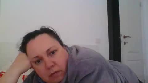 Snapshot of carlaruth chatting on November 3, 4:52 pm Carlaruth online show from November 3, 4:52 pm