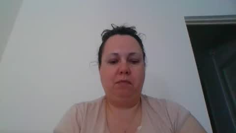 Snapshot of carlaruth chatting on November 7, 5:18 am Carlaruth online show from November 7, 5:18 am