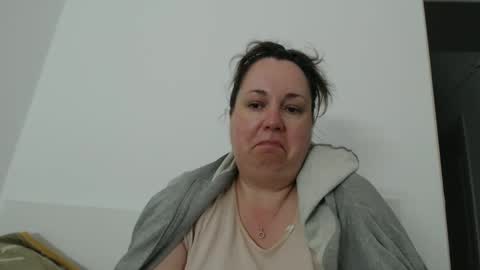 Carlaruth online show from April 9, 3:17 am