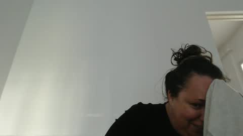 Carlaruth online show from April 14, 3:07 pm