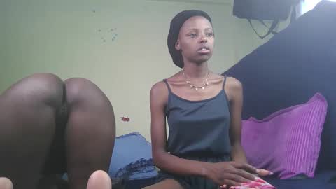 Snapshot of carlex_ chatting on September 24, 10:51 am carlex_ online show from September 24, 10:51 am