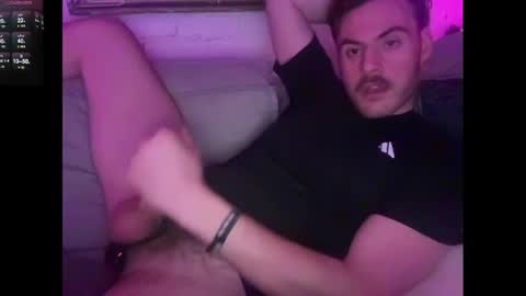 carlhung 69 hairy friends gay bi online show from February 18, 1:54 am