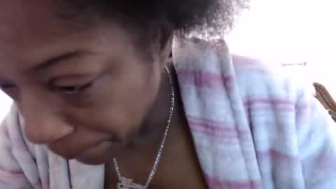 Snapshot of carliecreams chatting on January 18, 5:39 pm Carlie online show from January 18, 5:39 pm