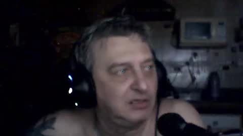 carlos712009 online show from February 13, 8:21 am