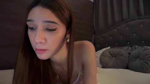 Snapshot of carlottacalista chatting on November 5, 11:43 am Carlotta online show from November 5, 11:43 am