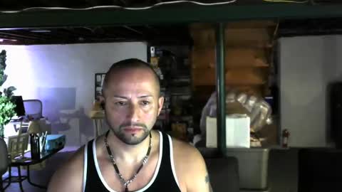 Snapshot of carltun1974 chatting on December 2, 8:41 am Carl online show from December 2, 8:41 am