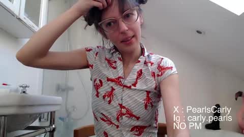Snapshot of carlypearls chatting on May 25, 7:47 am Carly Pearls online show from May 25, 7:47 am