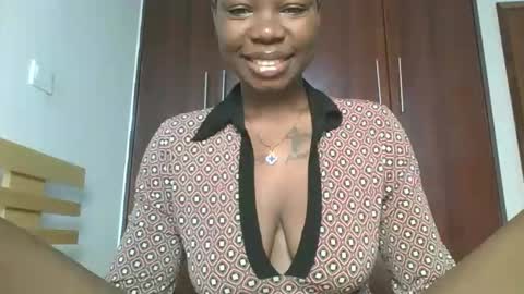 carlyscoop online show from April 14, 8:09 am