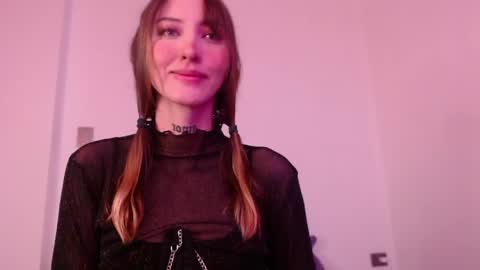 Snapshot of carmennrusso chatting on May 3, 3:29 pm carmennrusso online show from May 3, 3:29 pm