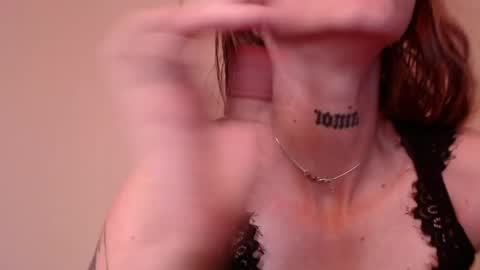 Snapshot of carmennrusso chatting on May 15, 1:34 am carmennrusso online show from May 15, 1:34 am