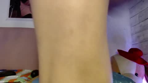 Caro milf  online show from February 7, 1:36 am