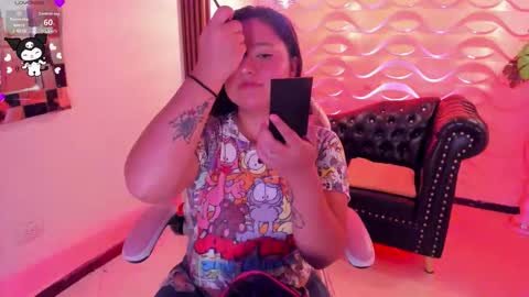 Snapshot of caro_sexyhot chatting on October 30, 1:51 am carolina online show from October 30, 1:51 am