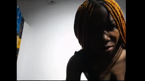 caroline online show from July 13, 4:04 am