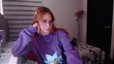 Snapshot of carolayn12 chatting on December 7, 6:59 pm Carolayn online show from December 7, 6:59 pm