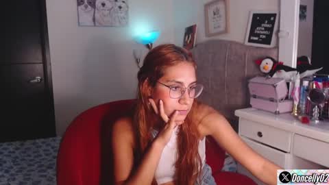 Snapshot of carolayn12 chatting on February 25, 3:31 am Carolayn online show from February 25, 3:31 am