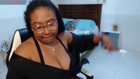 Carol de la torre online show from September 25, 6:11 pm