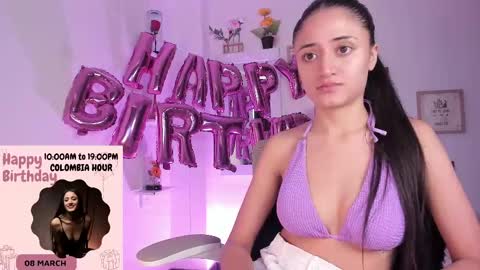 Snapshot of caroliine__ chatting on March 8, 3:13 pm Caroline online show from March 8, 3:13 pm