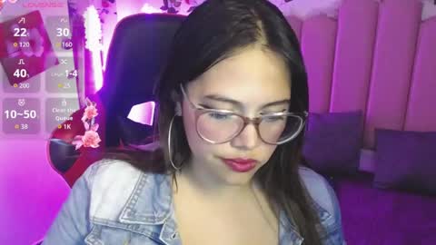 Snapshot of carolina_bj chatting on May 1, 4:17 am carolina_bj online show from May 1, 4:17 am