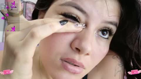 Carolina  online show from April 17, 6:00 pm