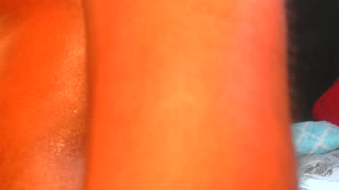 carolinayungin96 online show from February 2, 11:58 pm