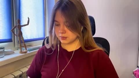 Snapshot of carolindueno chatting on February 23, 7:39 am carolindueno online show from February 23, 7:39 am