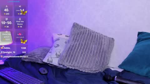  Caroline  online show from March 1, 6:00 pm