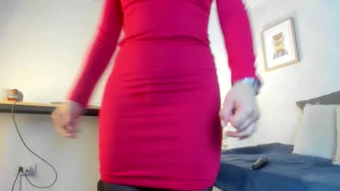  Caroline  online show from February 27, 11:32 am