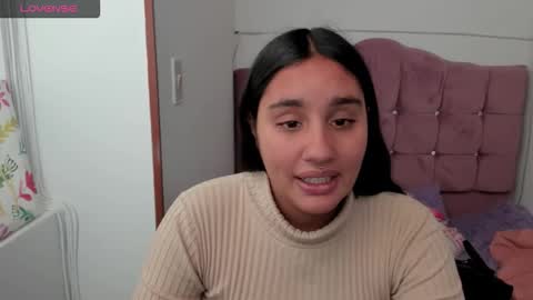 caroline_rodriguez_9 online show from November 13, 7:13 pm