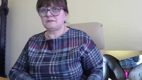 CarolineDream  online show from February 14, 12:25 pm