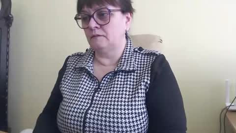 CarolineDream  online show from February 19, 7:06 am