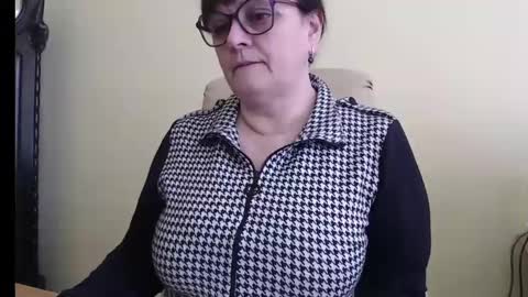 CarolineDream  online show from February 21, 6:29 am