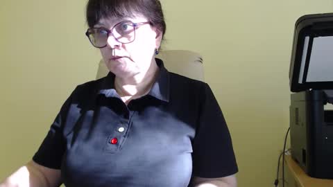 CarolineDream  online show from September 24, 6:17 am