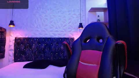 Caroline Scoth online show from January 13, 5:23 pm