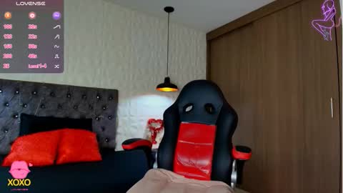 Caroline Scoth online show from September 30, 6:46 pm