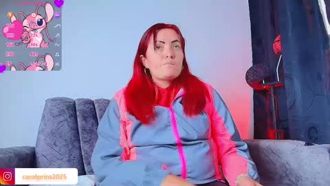 Snapshot of carolinhe_ chatting on October 22, 7:35 pm Carolinhe online show from October 22, 7:35 pm