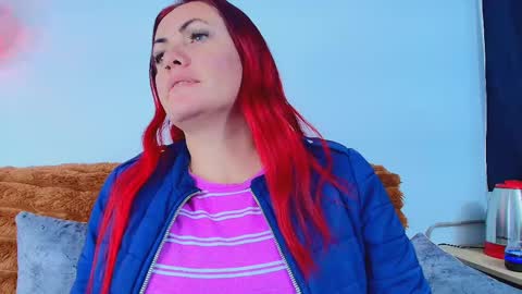 Snapshot of carolinhe_ chatting on November 15, 6:48 pm Carolinhe online show from November 15, 6:48 pm