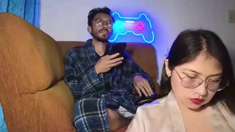 kitty online show from December 4, 9:40 am