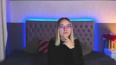 CarollFlexx online show from November 6, 6:58 am