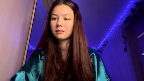 Snapshot of carolynexford chatting on November 26, 9:10 am Emma online show from November 26, 9:10 am