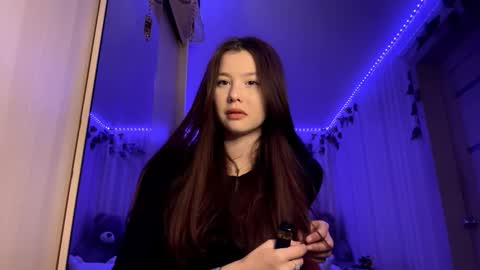 Snapshot of carolynexford chatting on November 28, 2:09 pm Emma online show from November 28, 2:09 pm