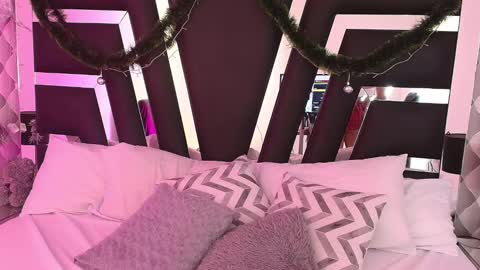 Snapshot of caroo_gomeez chatting on January 10, 7:11 pm Caro Gmez online show from January 10, 7:11 pm