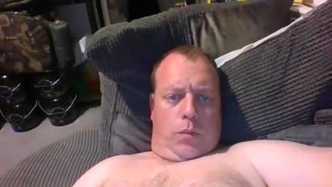 Snapshot of carpman777 chatting on April 13, 6:46 pm Hereforun online show from April 13, 6:46 pm