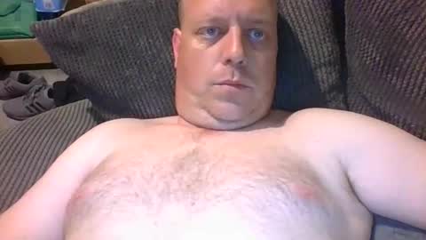 Snapshot of carpman777 chatting on May 1, 2:32 pm Hereforun online show from May 1, 2:32 pm