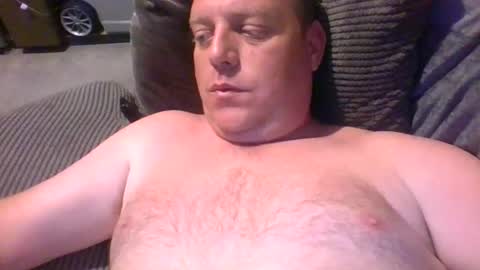 Snapshot of carpman777 chatting on June 2, 6:21 pm Hereforun online show from June 2, 6:21 pm