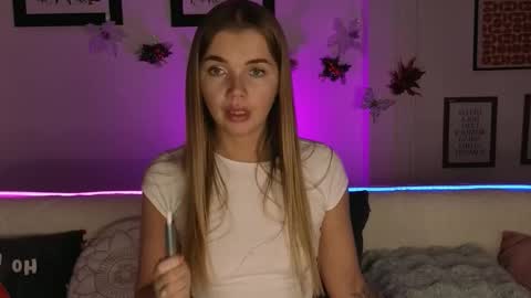 Snapshot of carriebradshawww chatting on November 30, 5:00 am carriebradshawww online show from November 30, 5:00 am