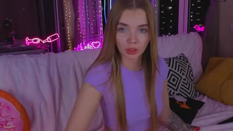 carriebradshawww online show from March 31, 11:16 pm