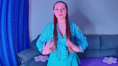 Nancy 3 online show from April 14, 1:06 pm