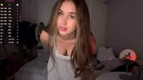 Kira online show from December 22, 4:15 pm