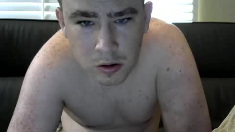 Snapshot of carsonlueders8775 chatting on December 3, 3:32 pm carsonlueders8775 online show from December 3, 3:32 pm